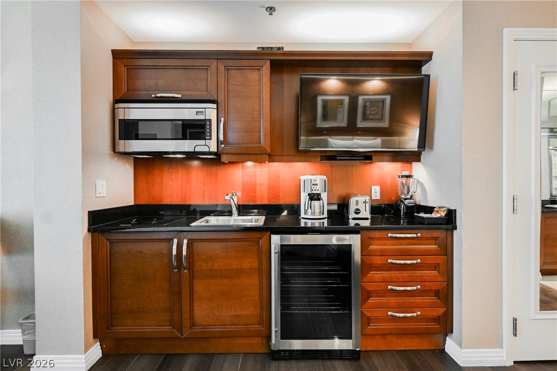 135 East Harmon Avenue 2215 Las Vegas NV 89109