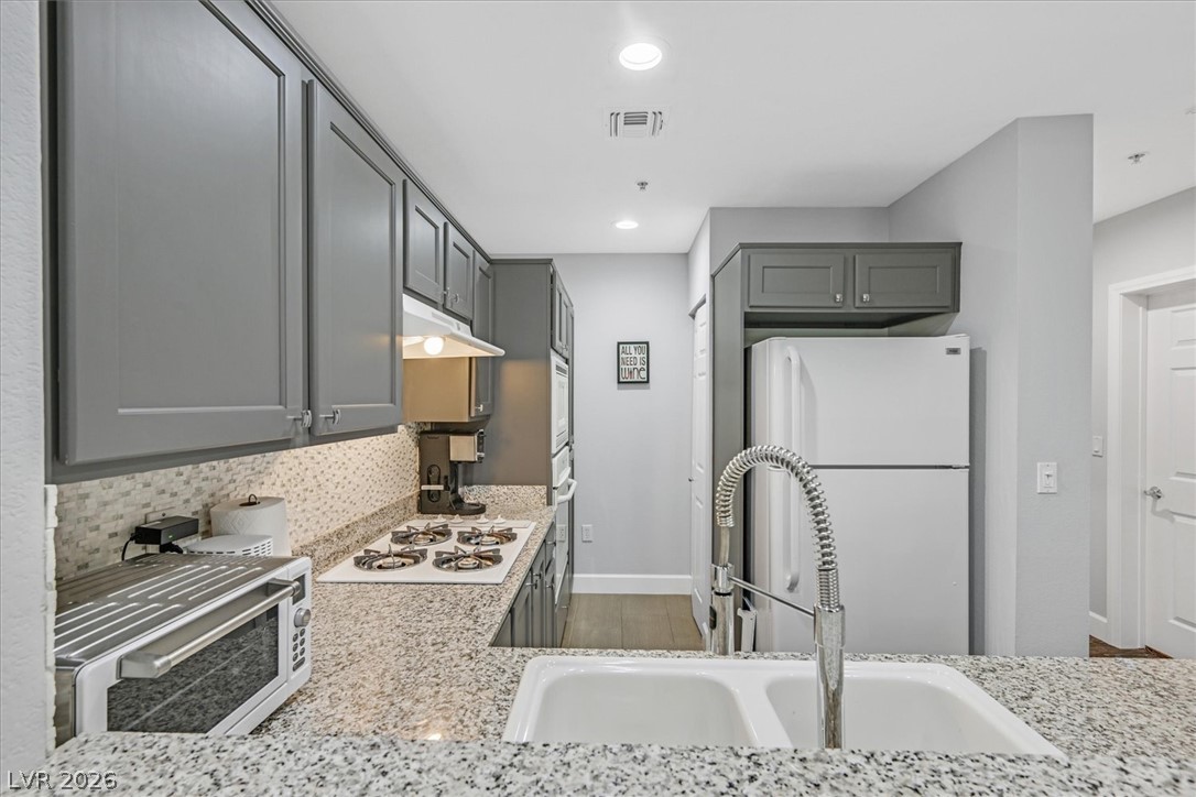 59 East Agate Avenue 206 Las Vegas NV 89123