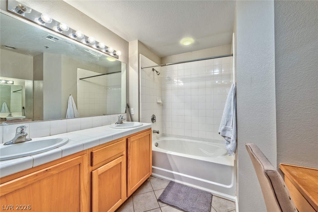 15 East Agate Avenue 208 Las Vegas NV 89123