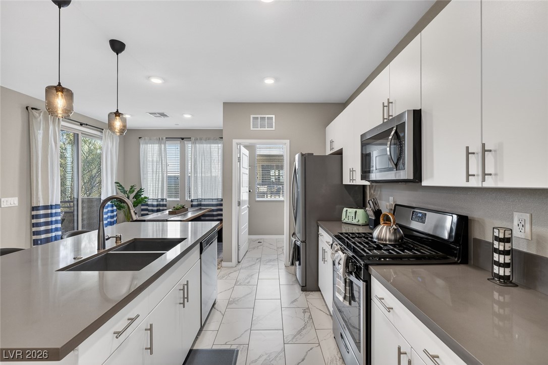 11256 Rainbow Peak Avenue 208 Las Vegas NV 89135
