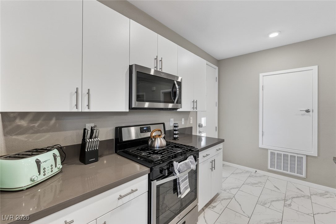 11256 Rainbow Peak Avenue 208 Las Vegas NV 89135