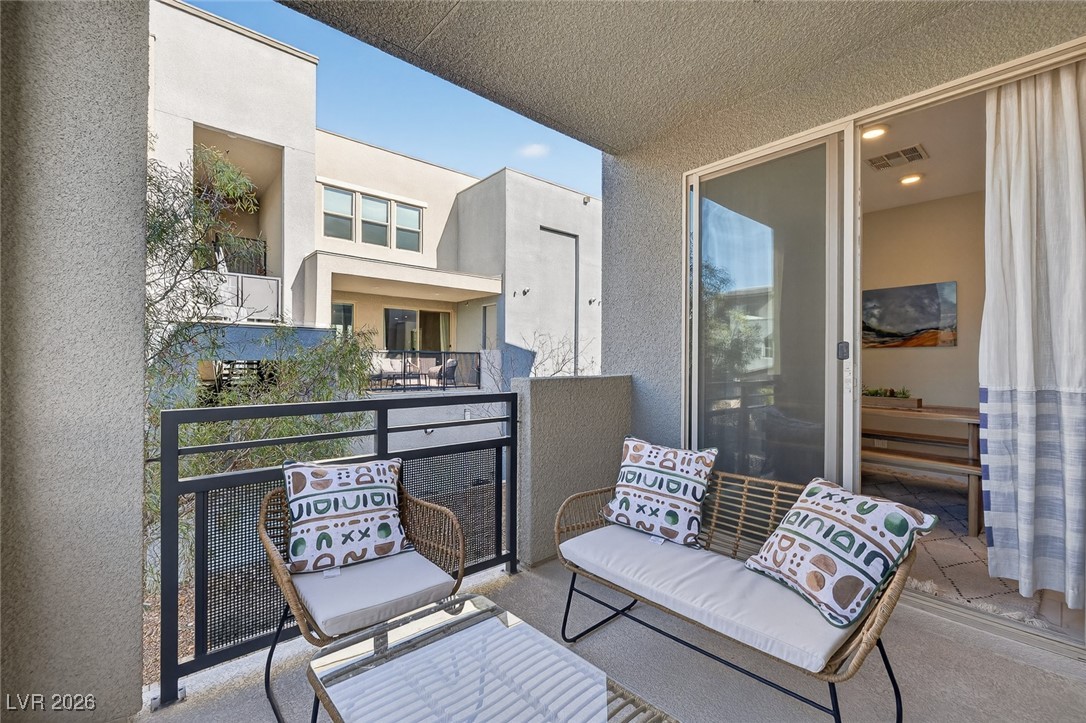 11256 Rainbow Peak Avenue 208 Las Vegas NV 89135