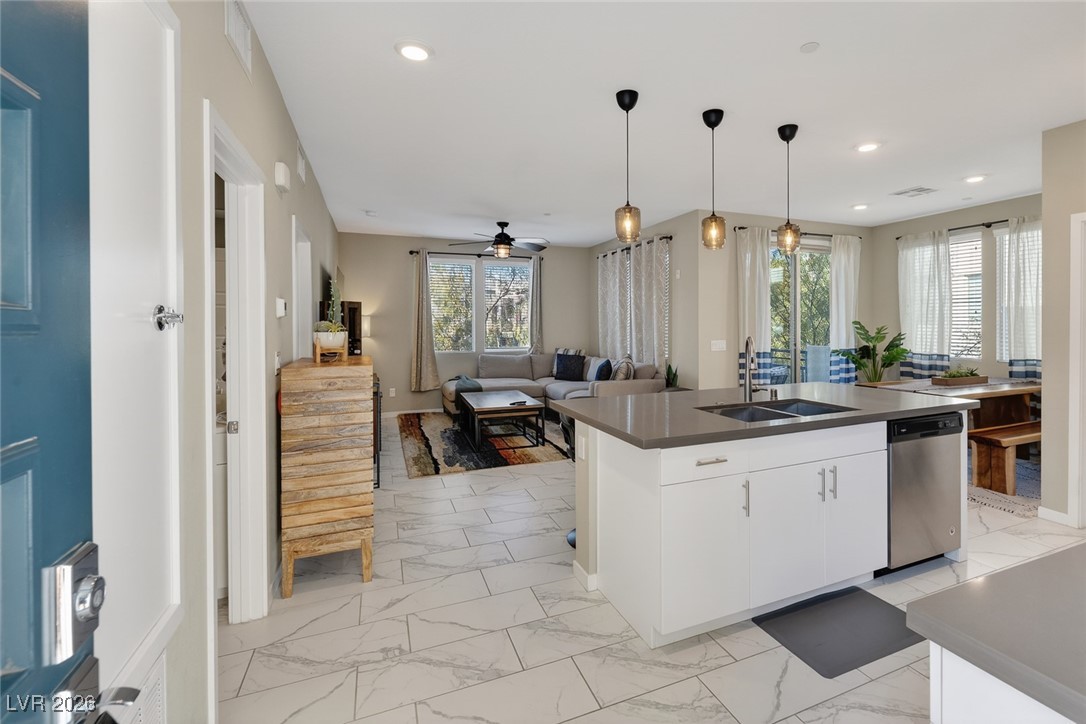 11256 Rainbow Peak Avenue 208 Las Vegas NV 89135