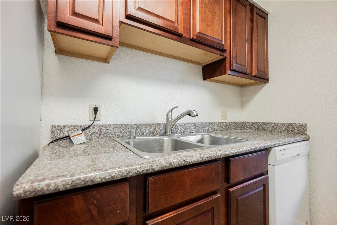 2606 South Durango Drive 128 Las Vegas NV 89117