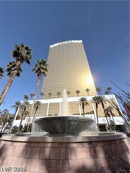 2000 North Fashion Show Drive 4002 Las Vegas NV 89109