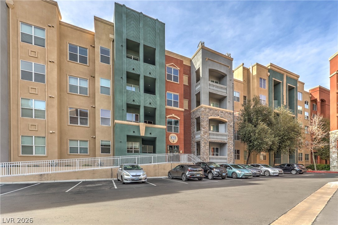 32 East Serene Avenue 319 Las Vegas NV 89123