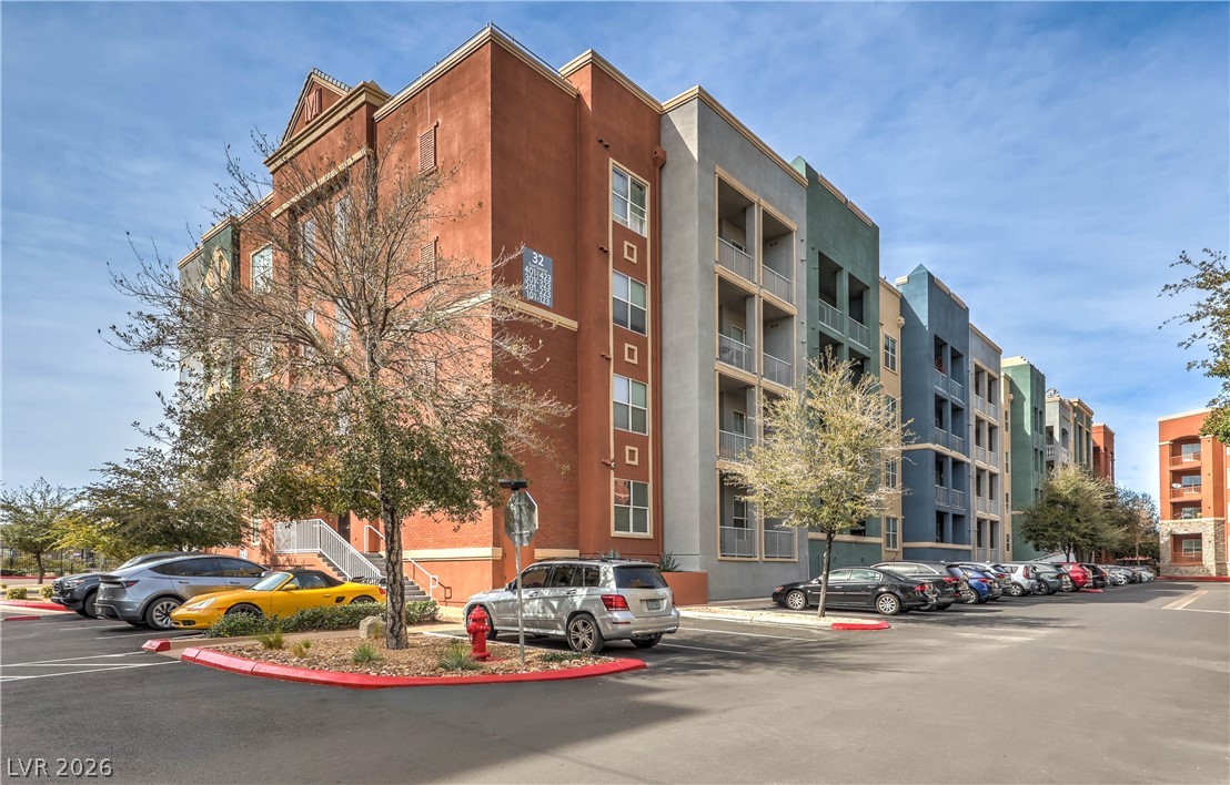 32 East Serene Avenue 319 Las Vegas NV 89123