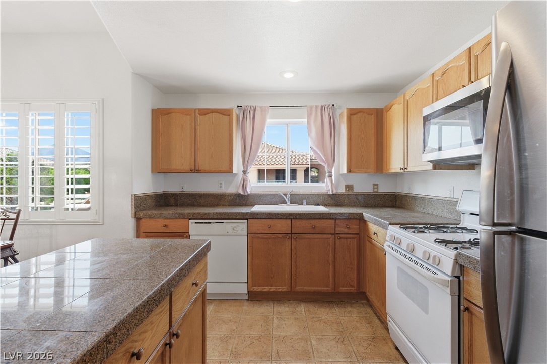 424 Pine Haven Street 202 Las Vegas NV 89144