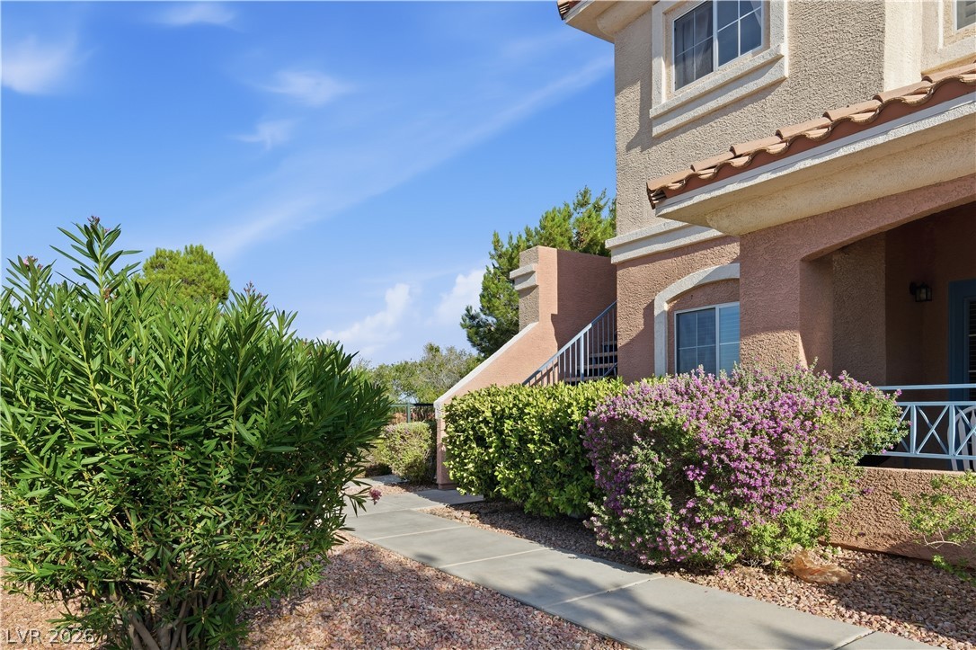 424 Pine Haven Street 202 Las Vegas NV 89144