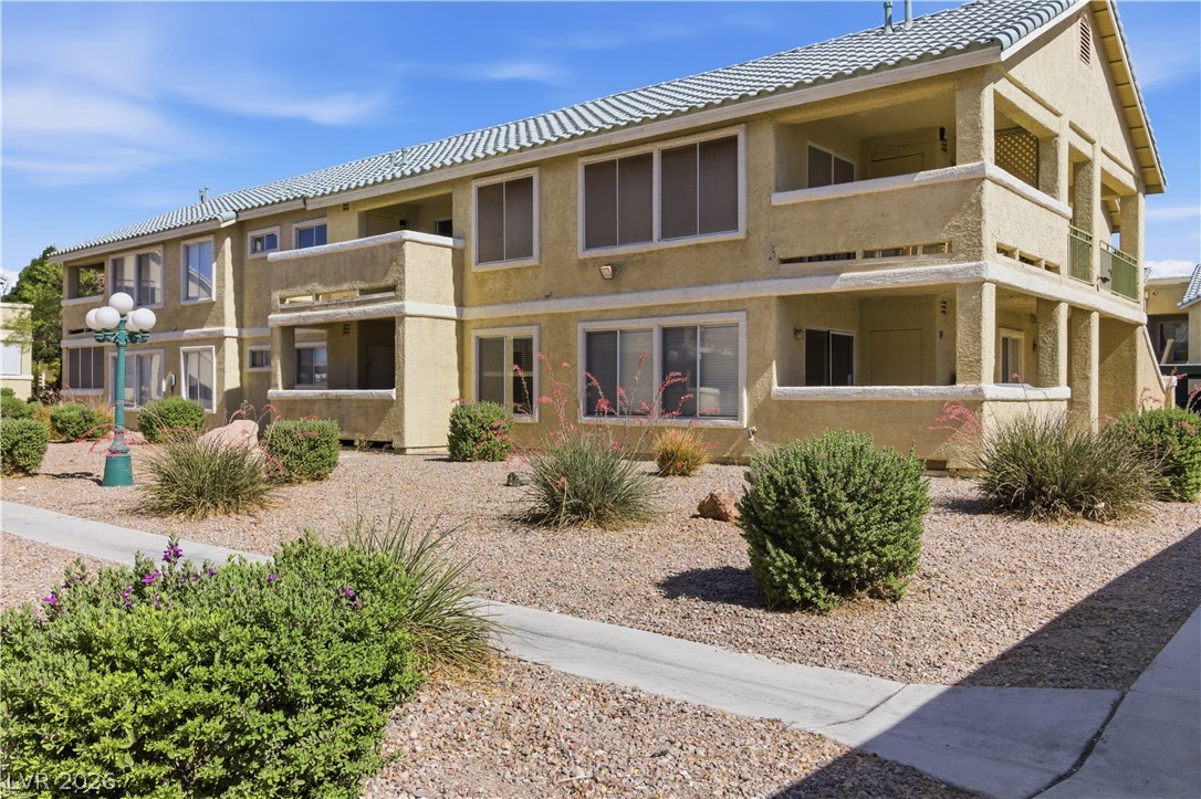 1501 Linnbaker Lane 202 Las Vegas NV 89110