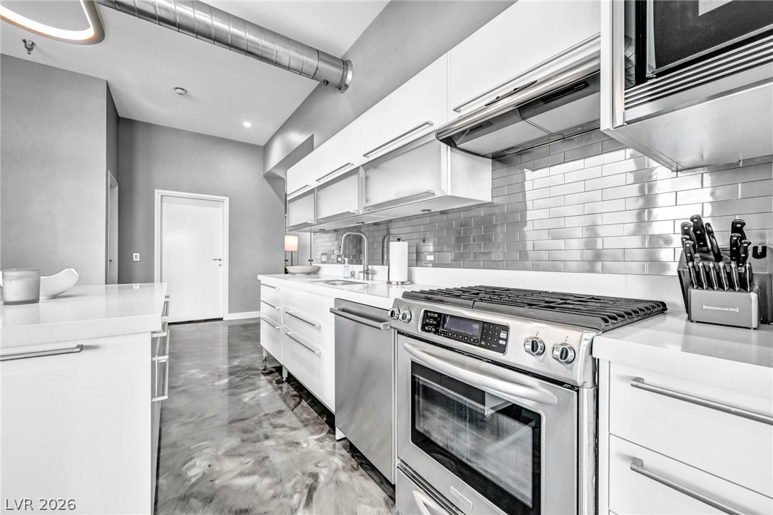 200 Hoover Avenue 1803 Las Vegas NV 89101