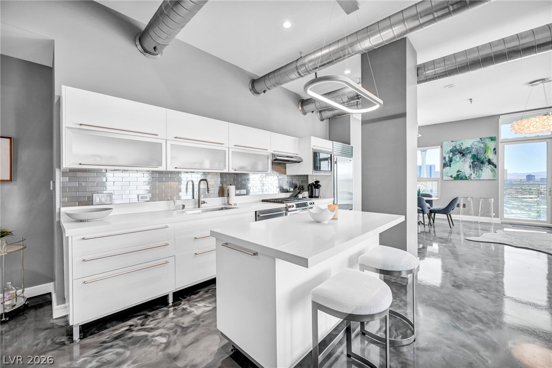 200 Hoover Avenue 1803 Las Vegas NV 89101