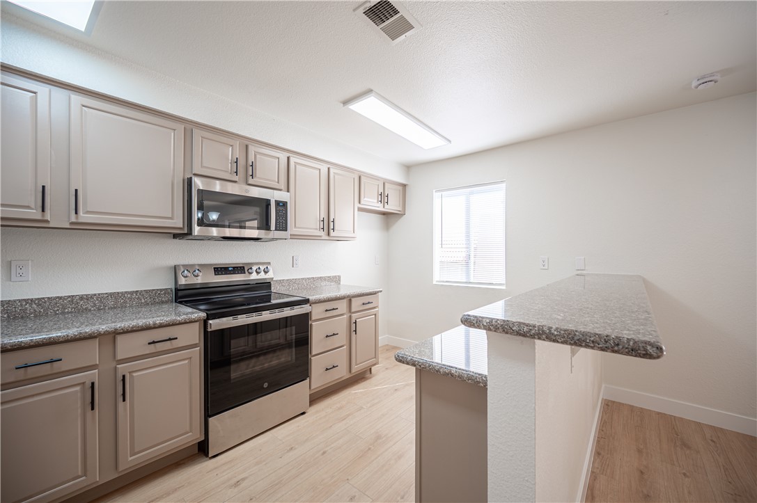 4381 Alexis Drive 332 Las Vegas NV 89103