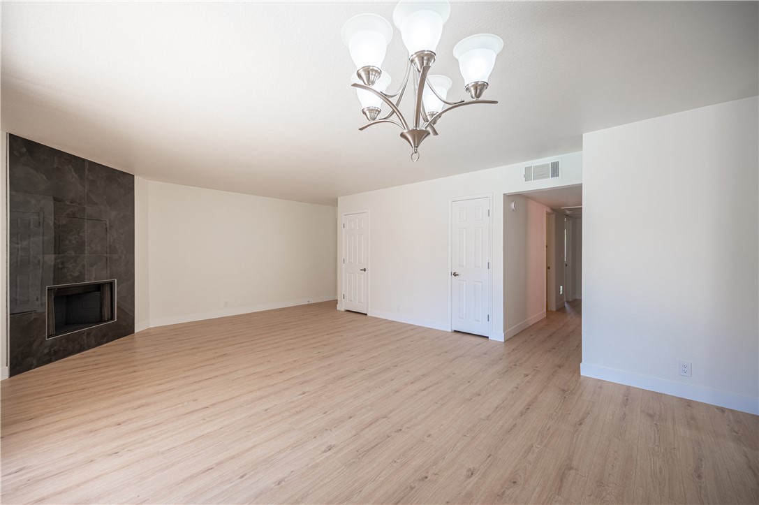 4381 Alexis Drive 332 Las Vegas NV 89103