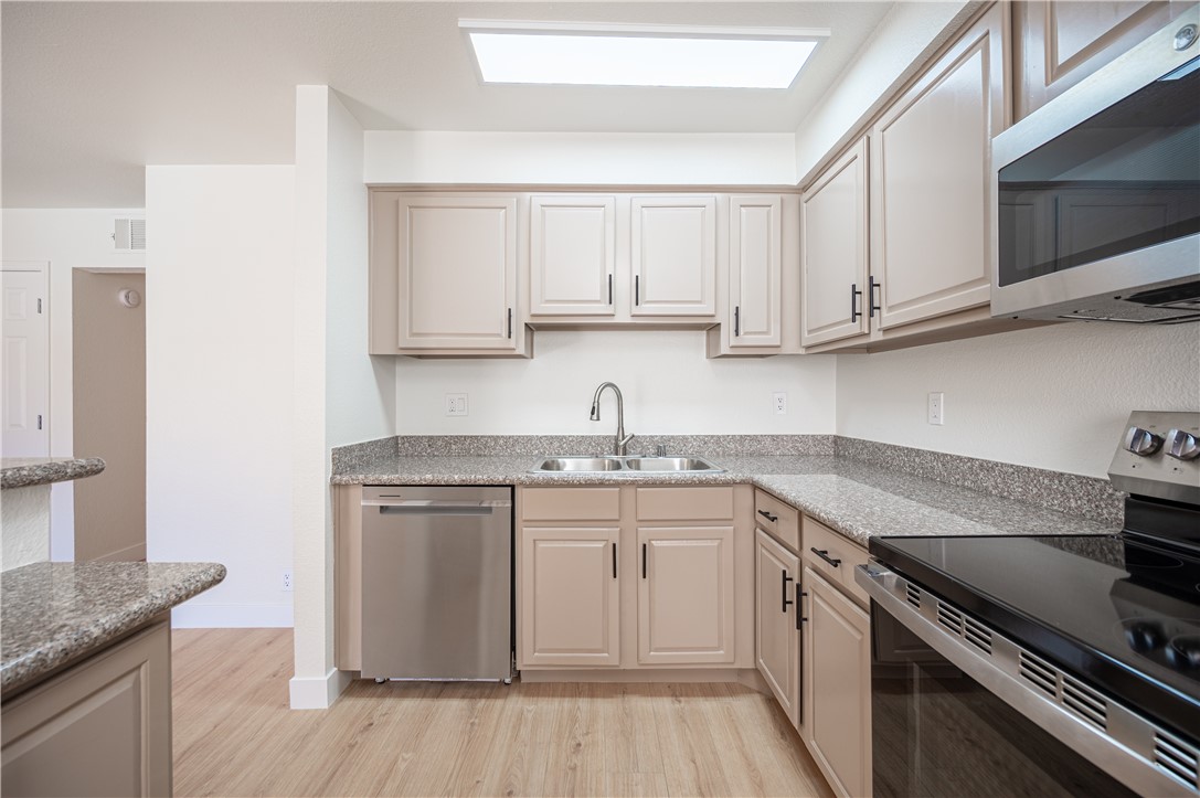 4381 Alexis Drive 332 Las Vegas NV 89103