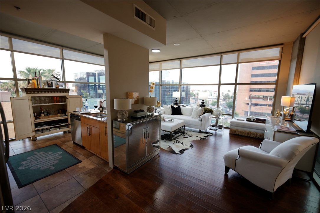 353 East Bonneville Avenue 475 Las Vegas NV 89101