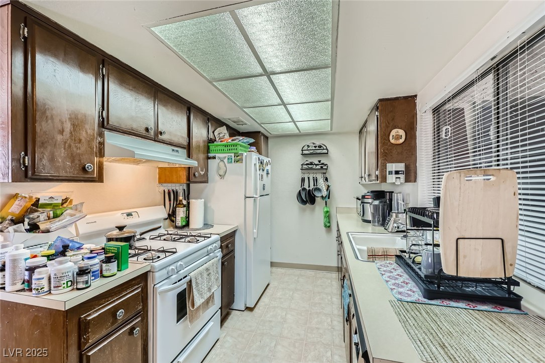 1420 Vegas Valley Drive 22 Las Vegas NV 89169