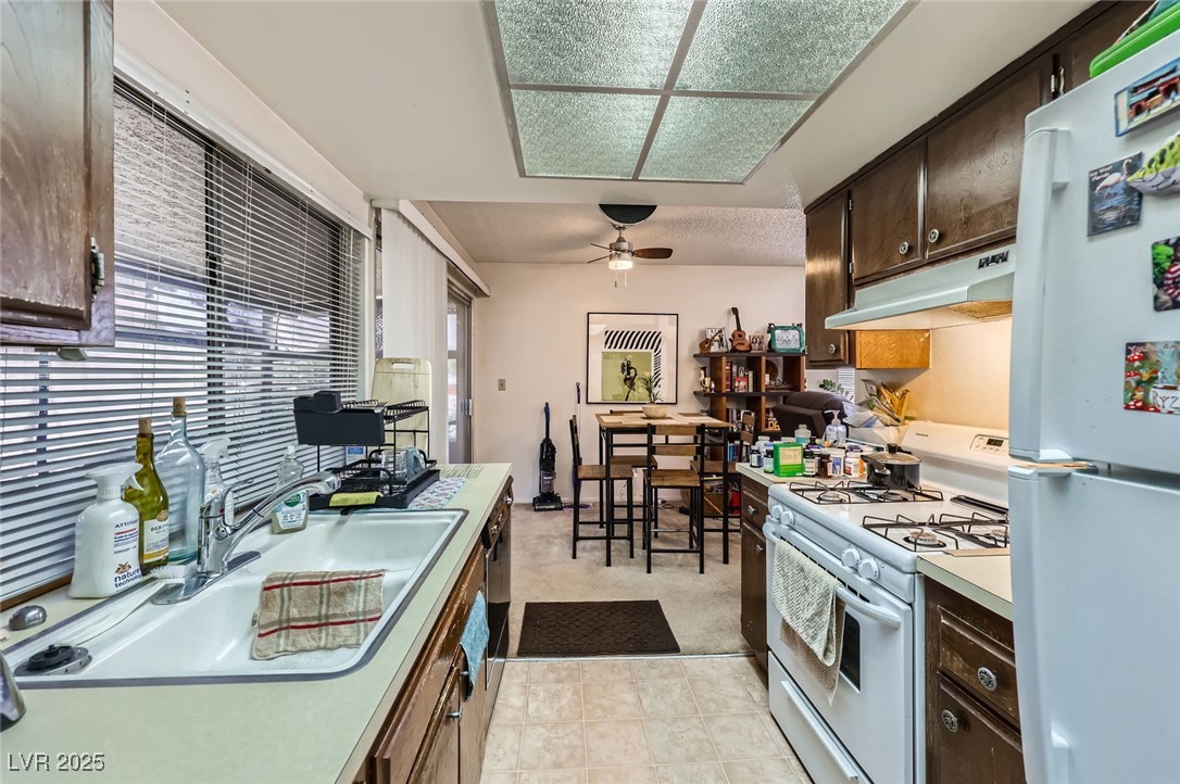 1420 Vegas Valley Drive 22 Las Vegas NV 89169