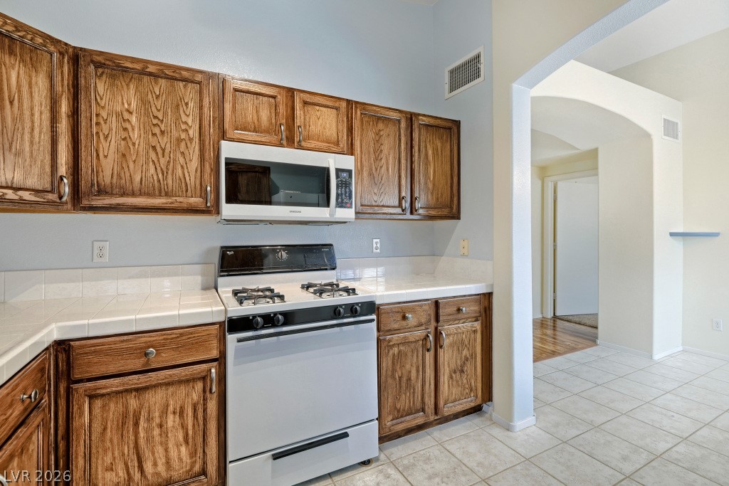 2152 Jasper Bluff Street 202 Las Vegas NV 89117