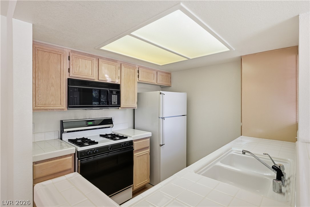 1908 Rio Canyon Court 206 Las Vegas NV 89128