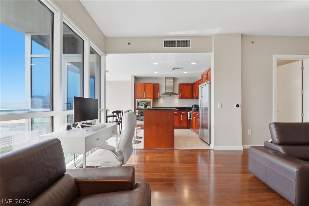 4575 Dean Martin Drive 2507 Las Vegas NV 89103