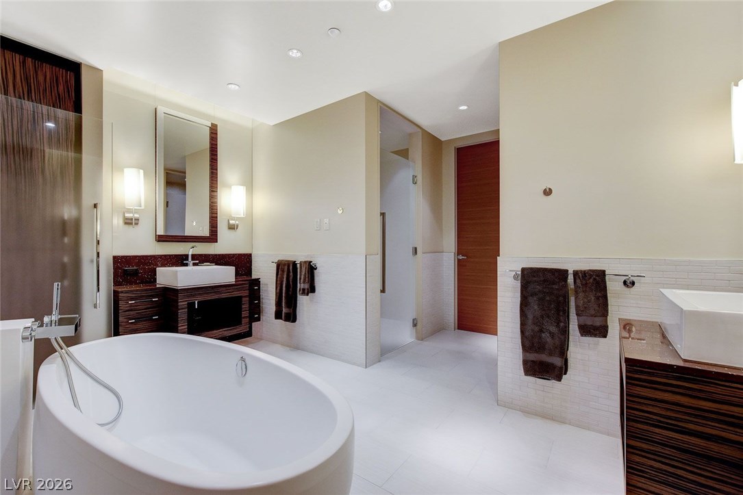 3750 South Las Vegas Boulevard 3707 Las Vegas NV 89158