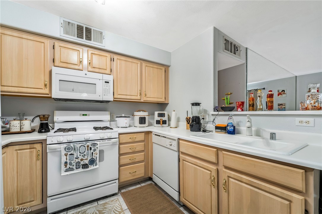 5710 East Tropicana Avenue 1036 Las Vegas NV 89122