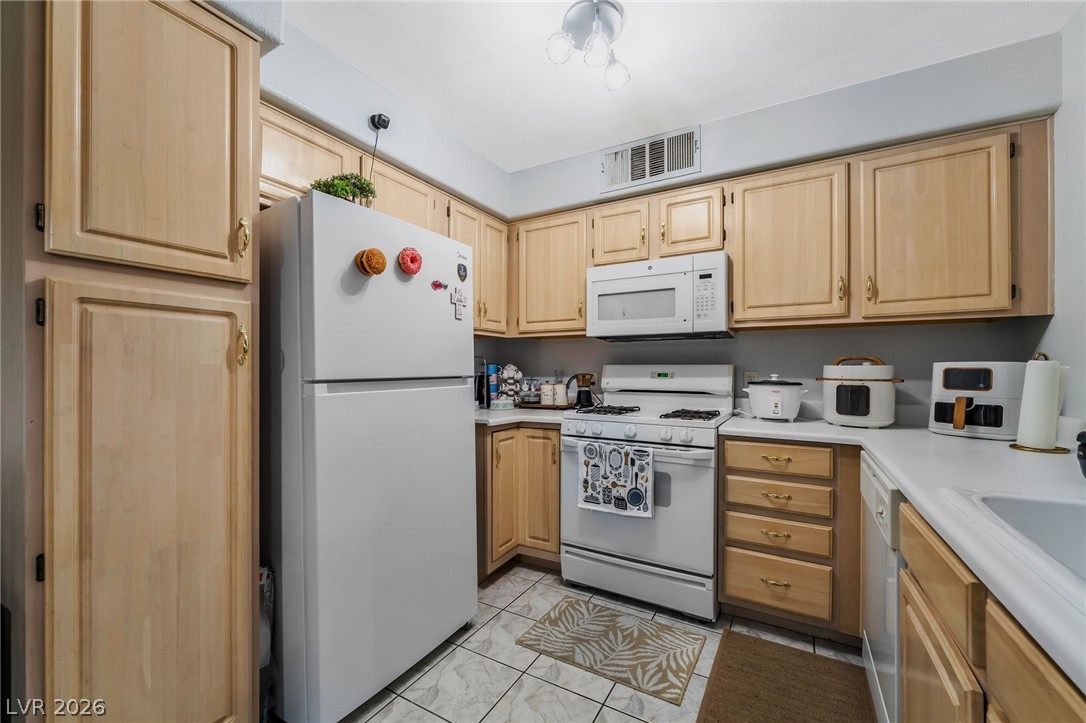 5710 East Tropicana Avenue 1036 Las Vegas NV 89122