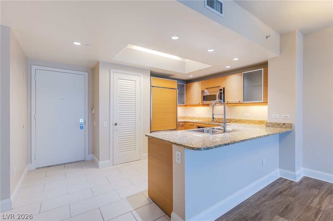 222 Karen Avenue 906 Las Vegas NV 89109