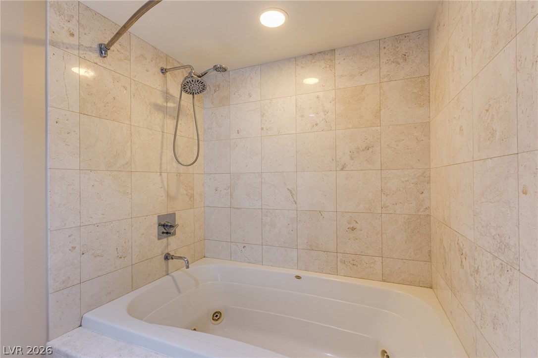 222 Karen Avenue 906 Las Vegas NV 89109