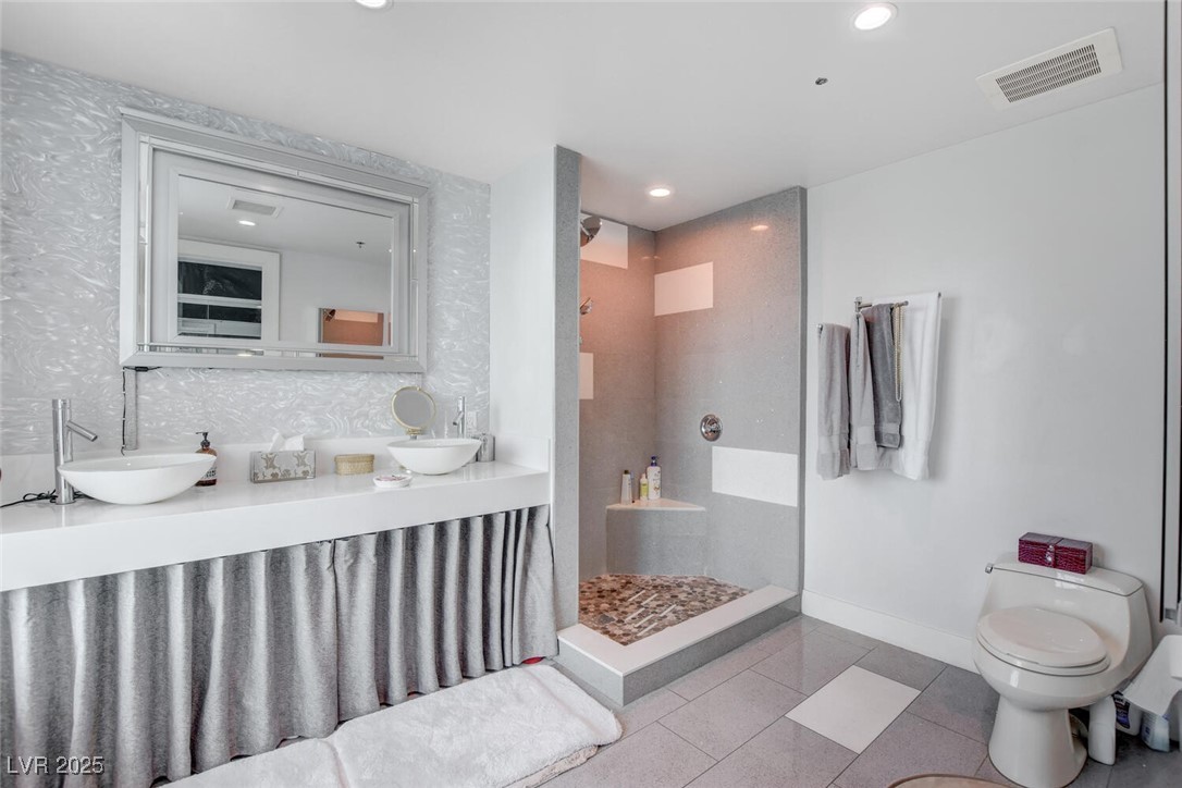 2700 Las Vegas Boulevard 4002 Las Vegas NV 89109
