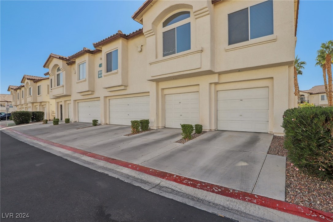 4811 Black Bear Road 201 Las Vegas NV 89149