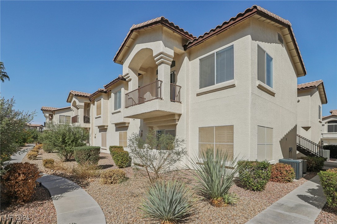 4811 Black Bear Road 201 Las Vegas NV 89149