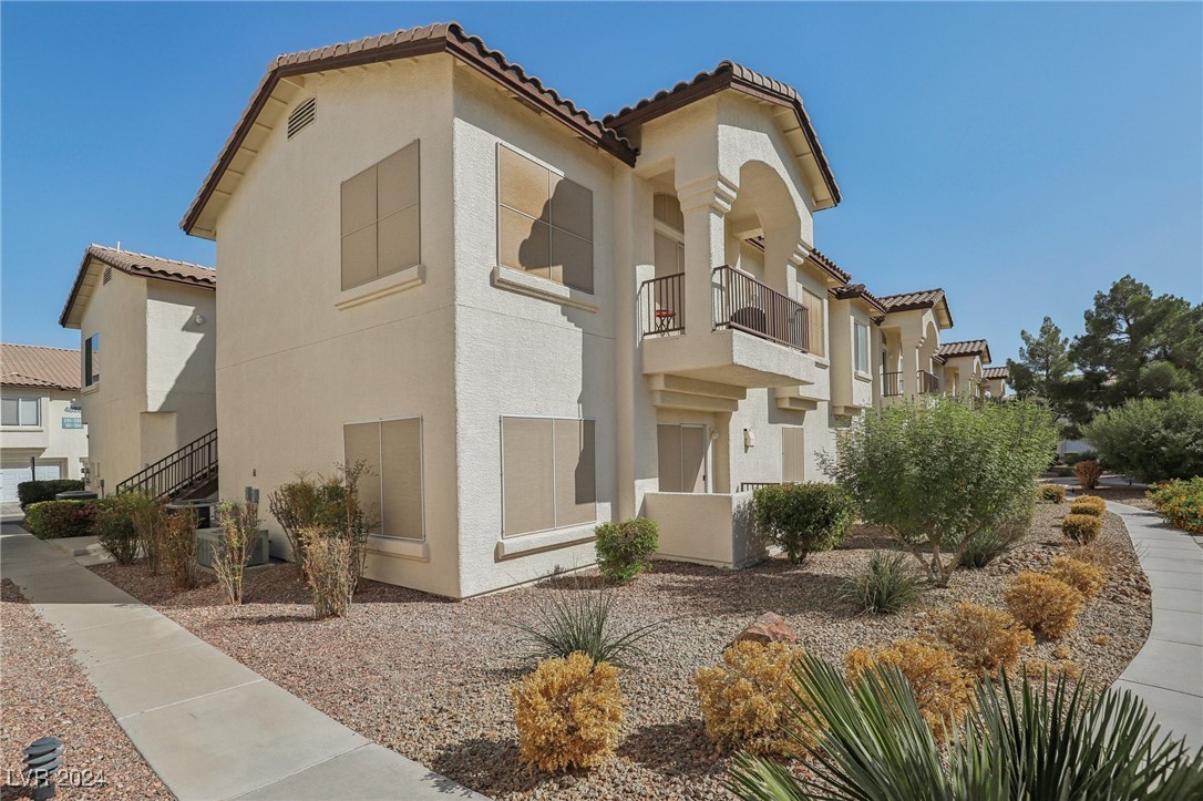 4811 Black Bear Road 201 Las Vegas NV 89149