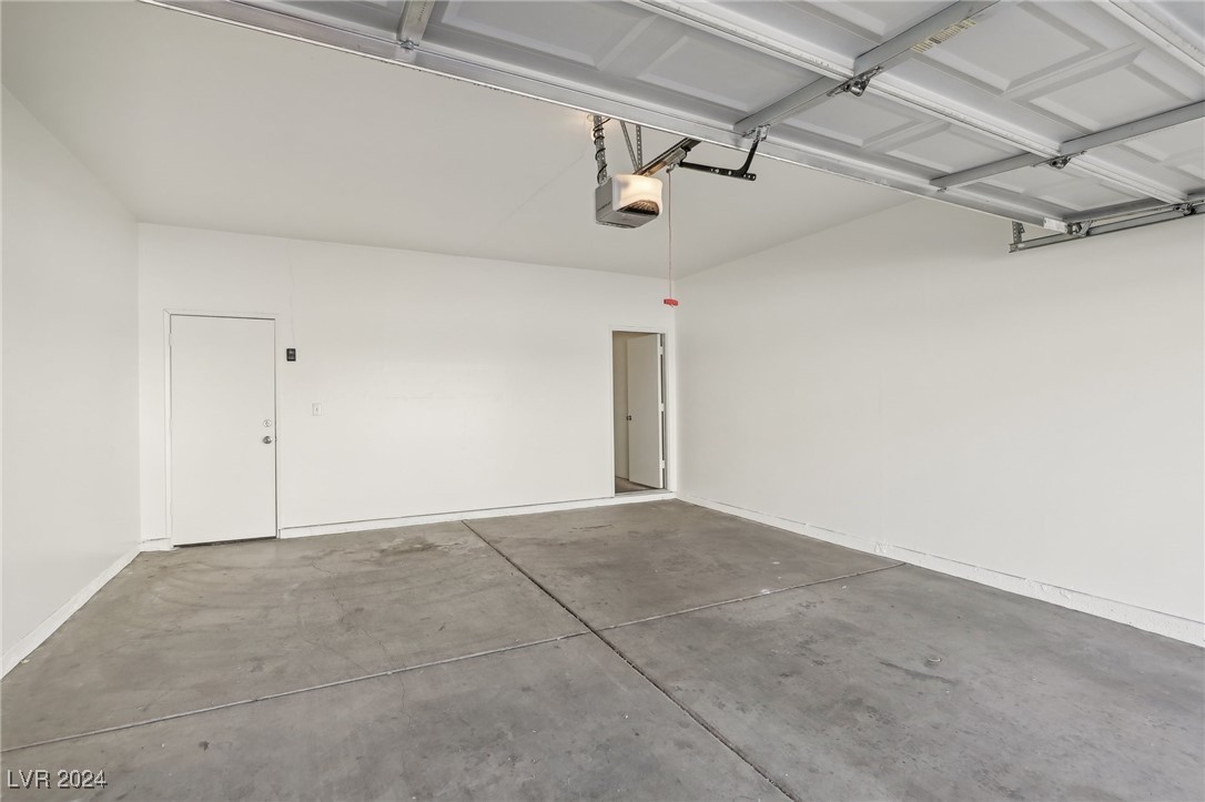 4811 Black Bear Road 201 Las Vegas NV 89149