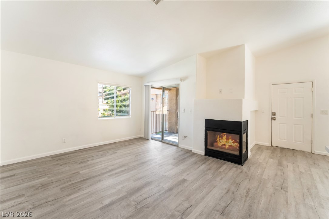 2110 Los Feliz Street 2015 Las Vegas NV 89156