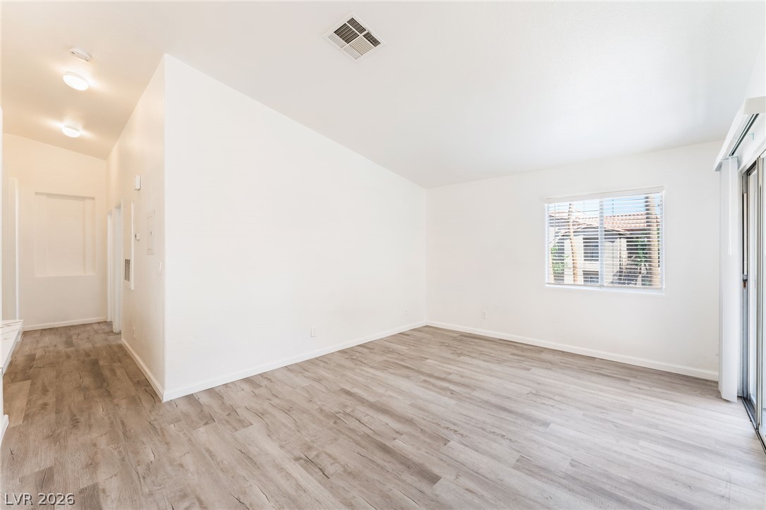 2110 Los Feliz Street 2015 Las Vegas NV 89156