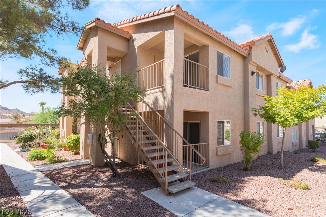 2110 Los Feliz Street 2015 Las Vegas NV 89156