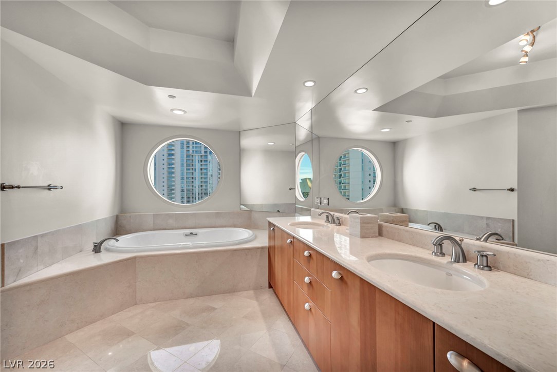 2777 Paradise Road 2304 Las Vegas NV 89109