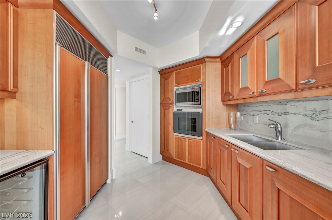 2777 Paradise Road 2304 Las Vegas NV 89109