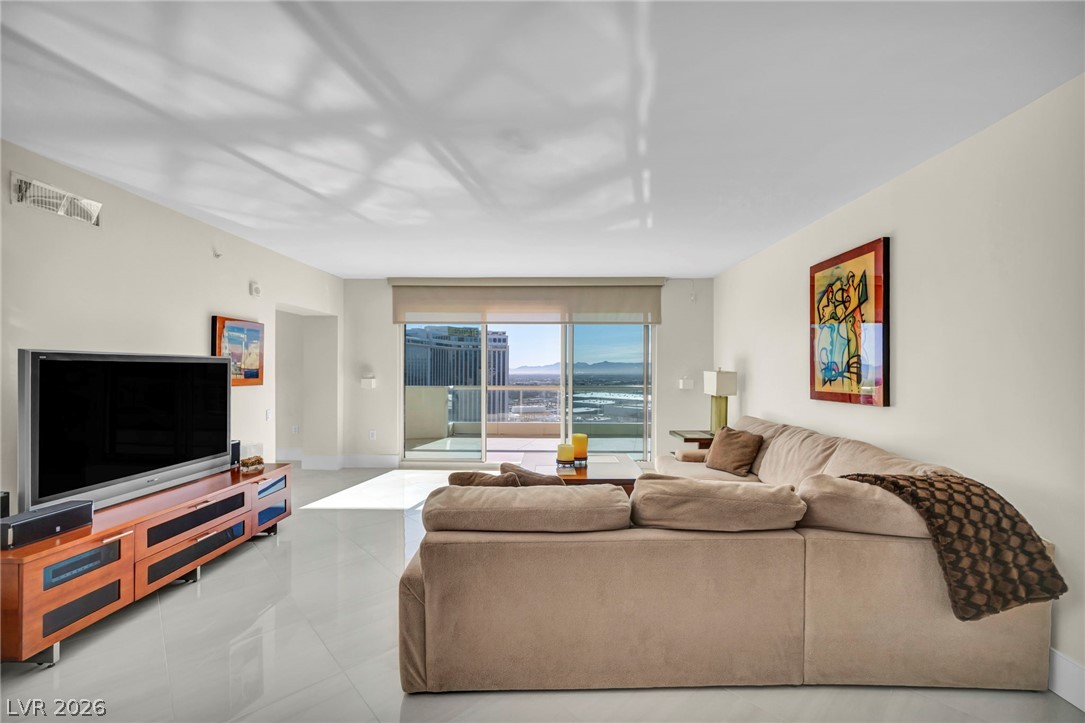 2777 Paradise Road 2304 Las Vegas NV 89109