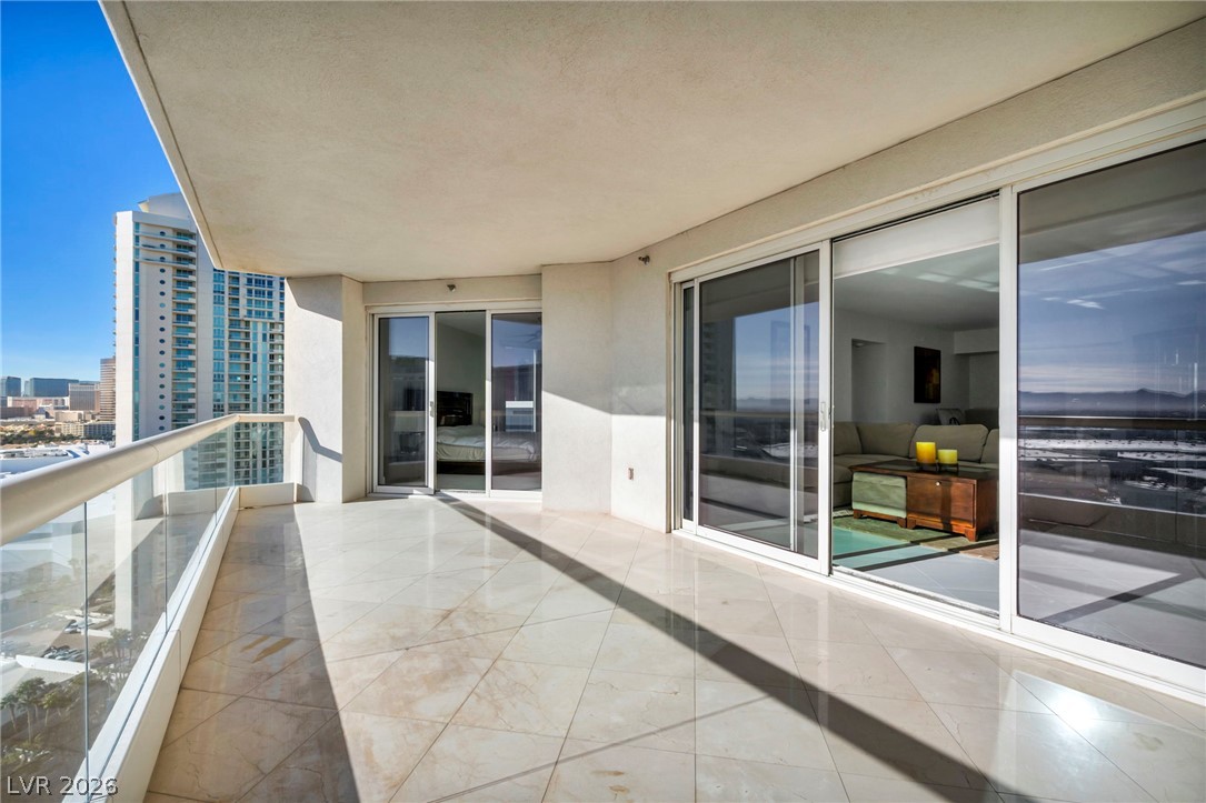 2777 Paradise Road 2304 Las Vegas NV 89109