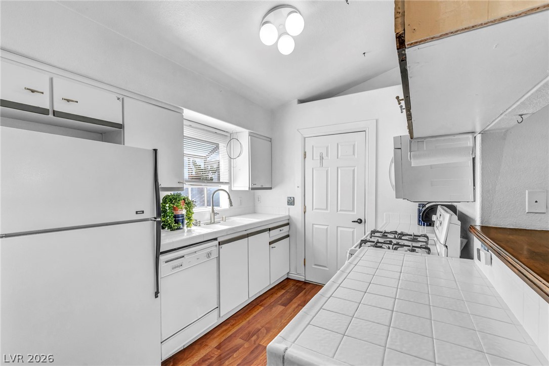 1600 North Torrey Pines Drive 202 Las Vegas NV 89108