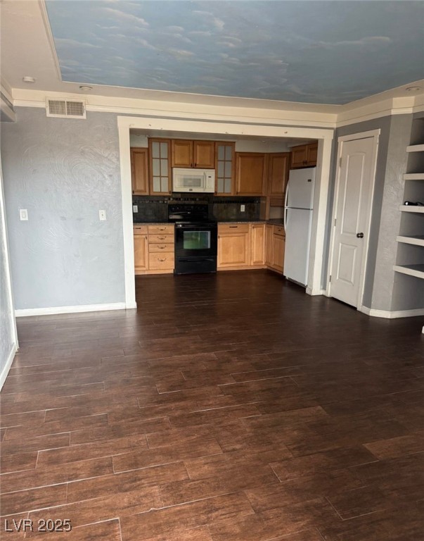 585 South Royal Crest Circle 13 Las Vegas NV 89169