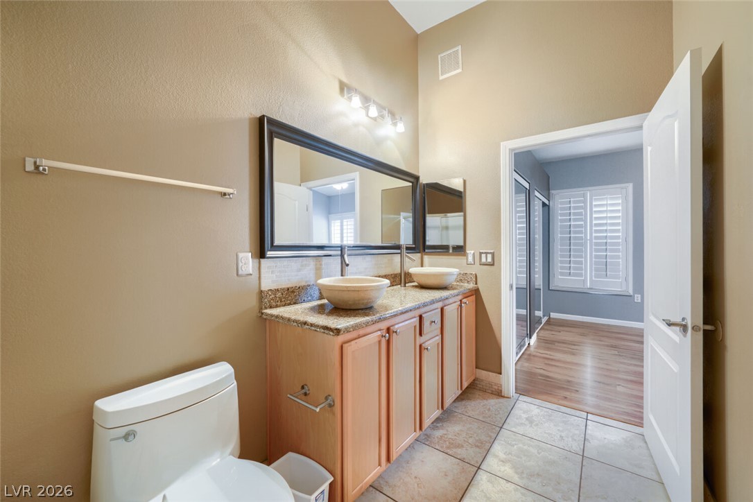3545 Cactus Shadow Street 203 Las Vegas NV 89129
