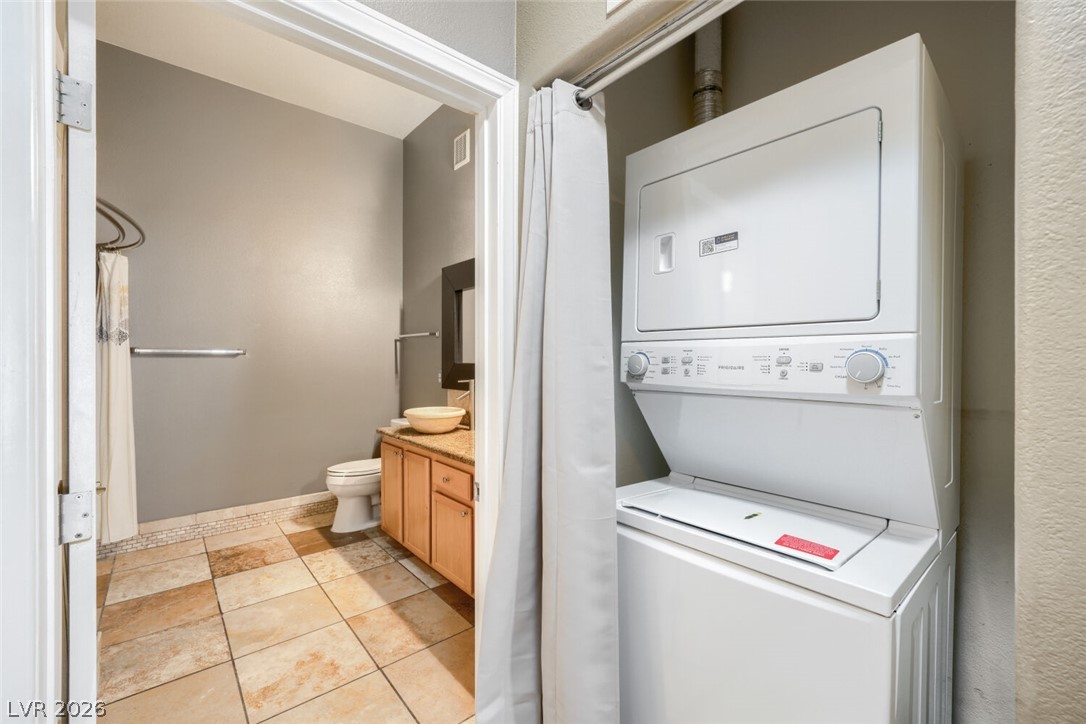3545 Cactus Shadow Street 203 Las Vegas NV 89129