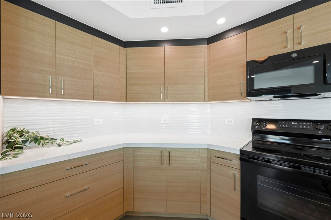 322 Karen Avenue 1408 Las Vegas NV 89109