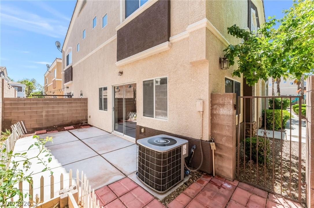 9303 Gilcrease Avenue 1027 Las Vegas NV 89149