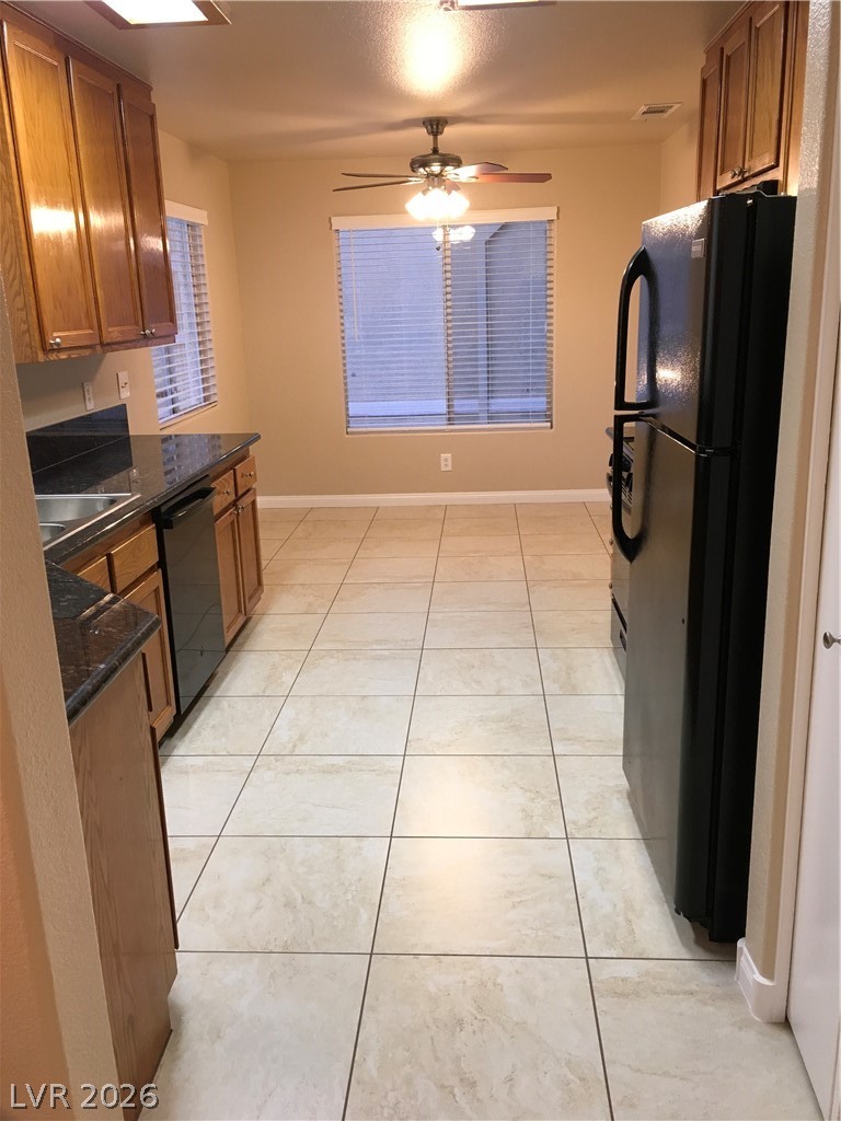 1533 Linnbaker Lane 204 Las Vegas NV 89110