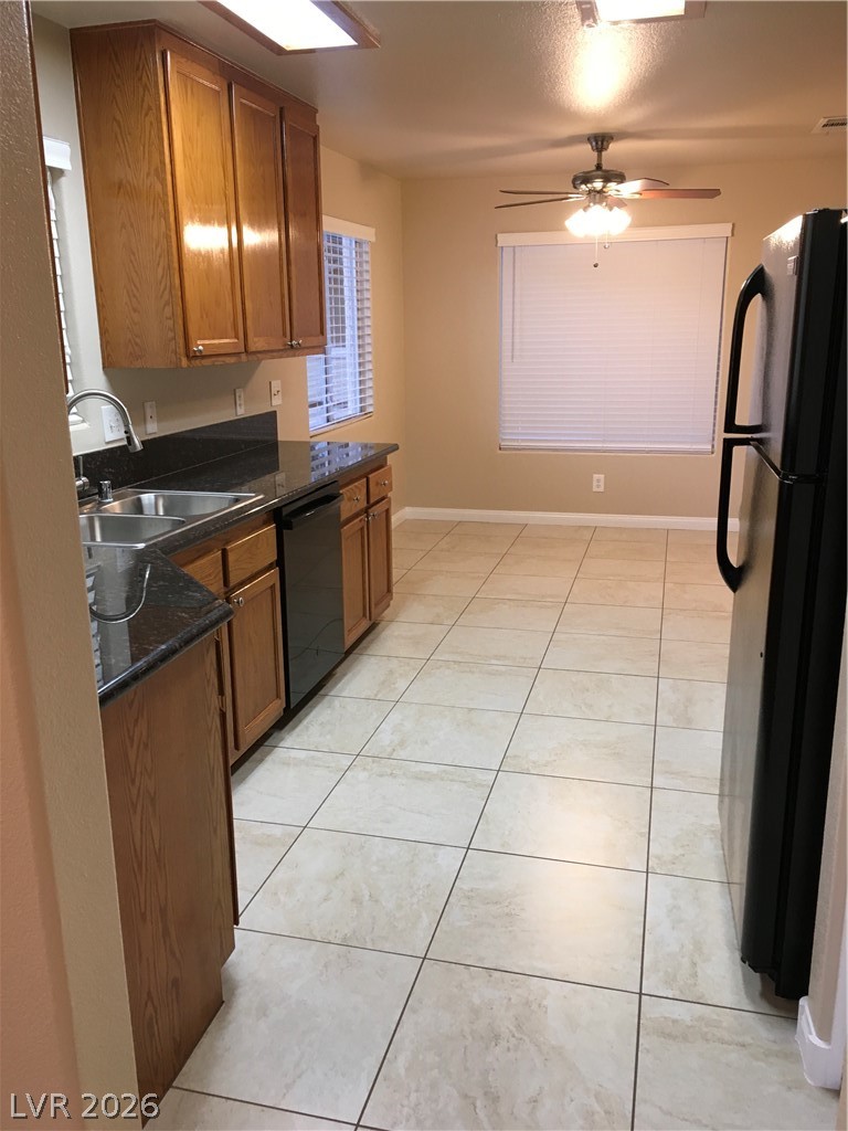 1533 Linnbaker Lane 204 Las Vegas NV 89110
